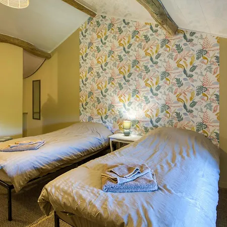 Ferienhaus On A Vineyard Savigne